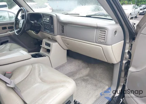 2001 GMC Yukon Xl K1500 из США, поврежденный, VIN 3GKFK16T01G201328